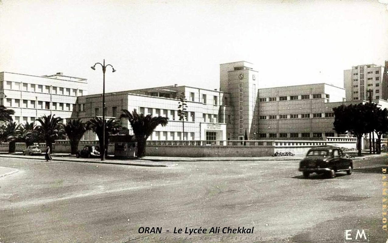 Oran - Lycee Ali Chekkal - 01.jpg